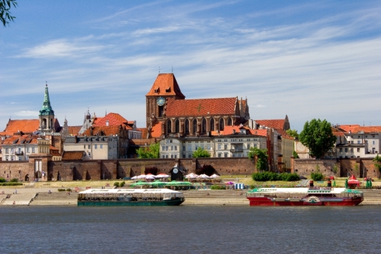 El panorama de Toruń desde el Vístula