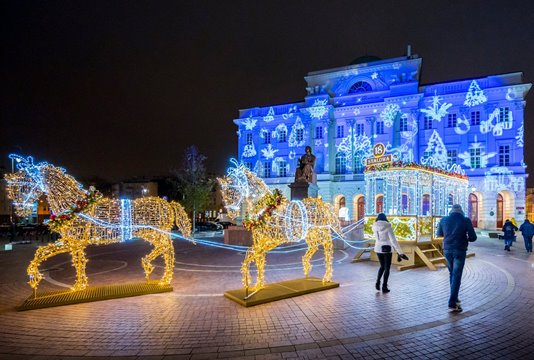 La iluminación navideña en Varsovia, hasta principios de febrero