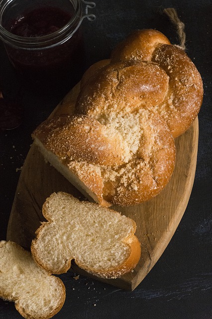 Pane a forma di treccia